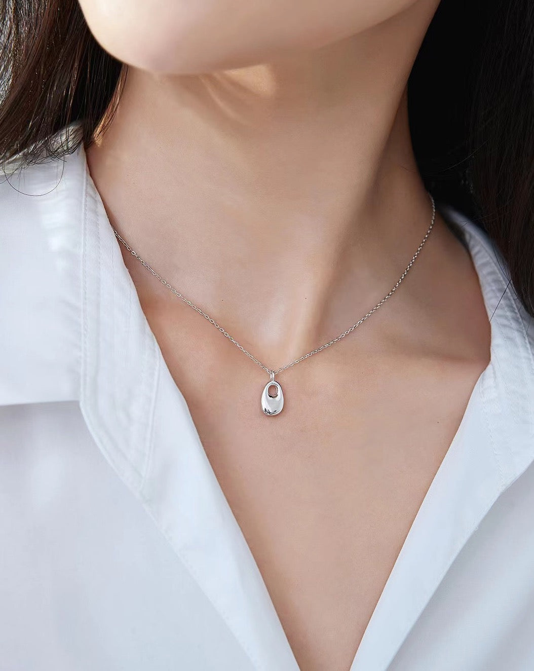 The Minimalist Sterling Silver Necklace