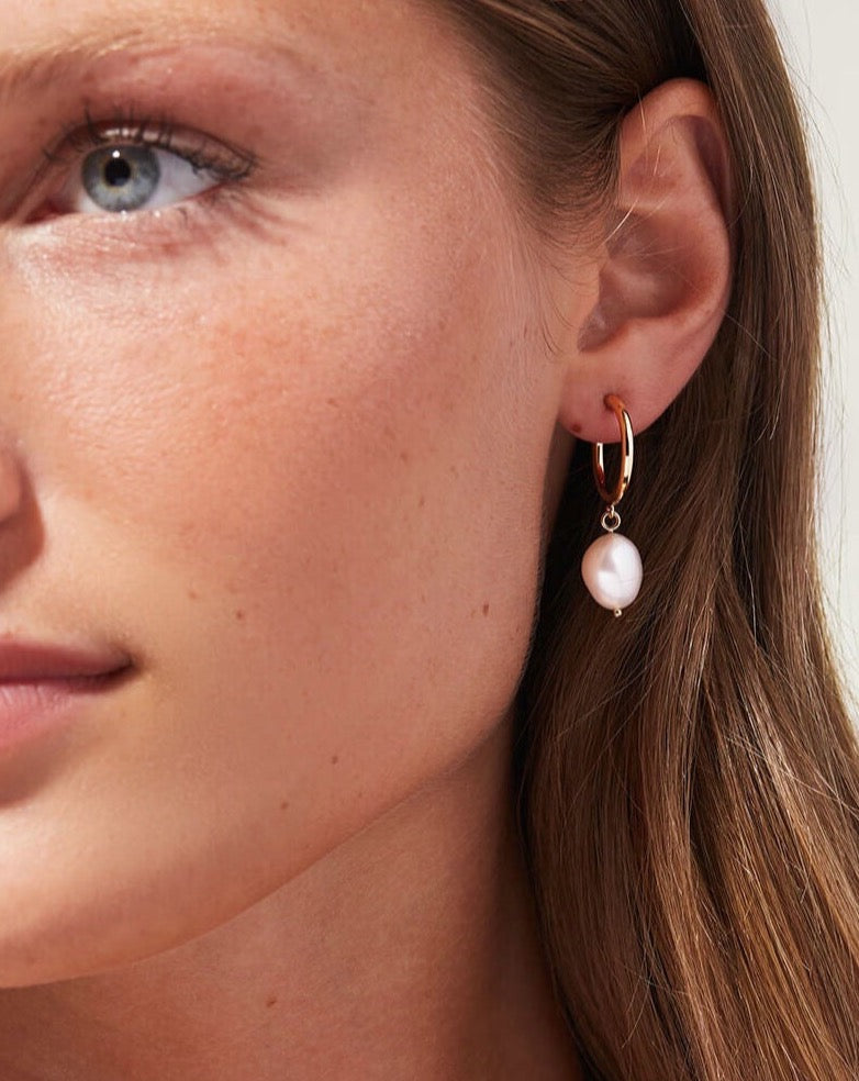 elegant pearl earrings C&L Jewellery