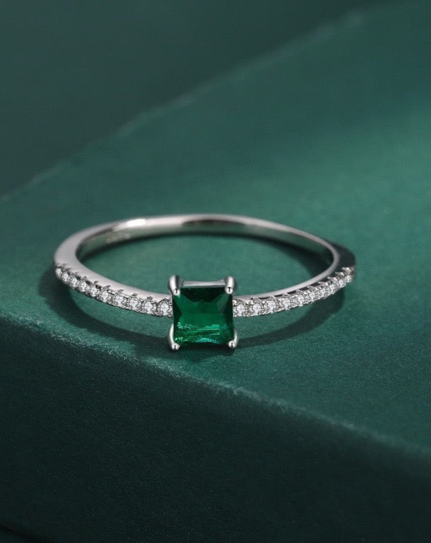 forest green ring, birthstone jewellery.C&L jewellery